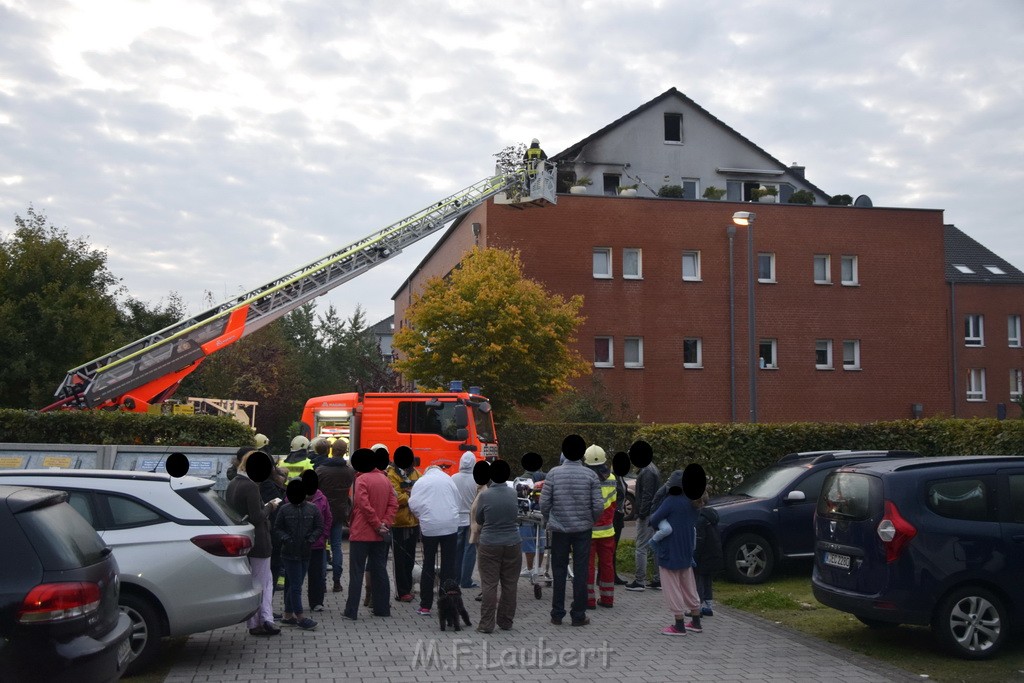 Feuer 2 Y Koeln Suerth Elisabeth Selbertstr P023.JPG - Miklos Laubert